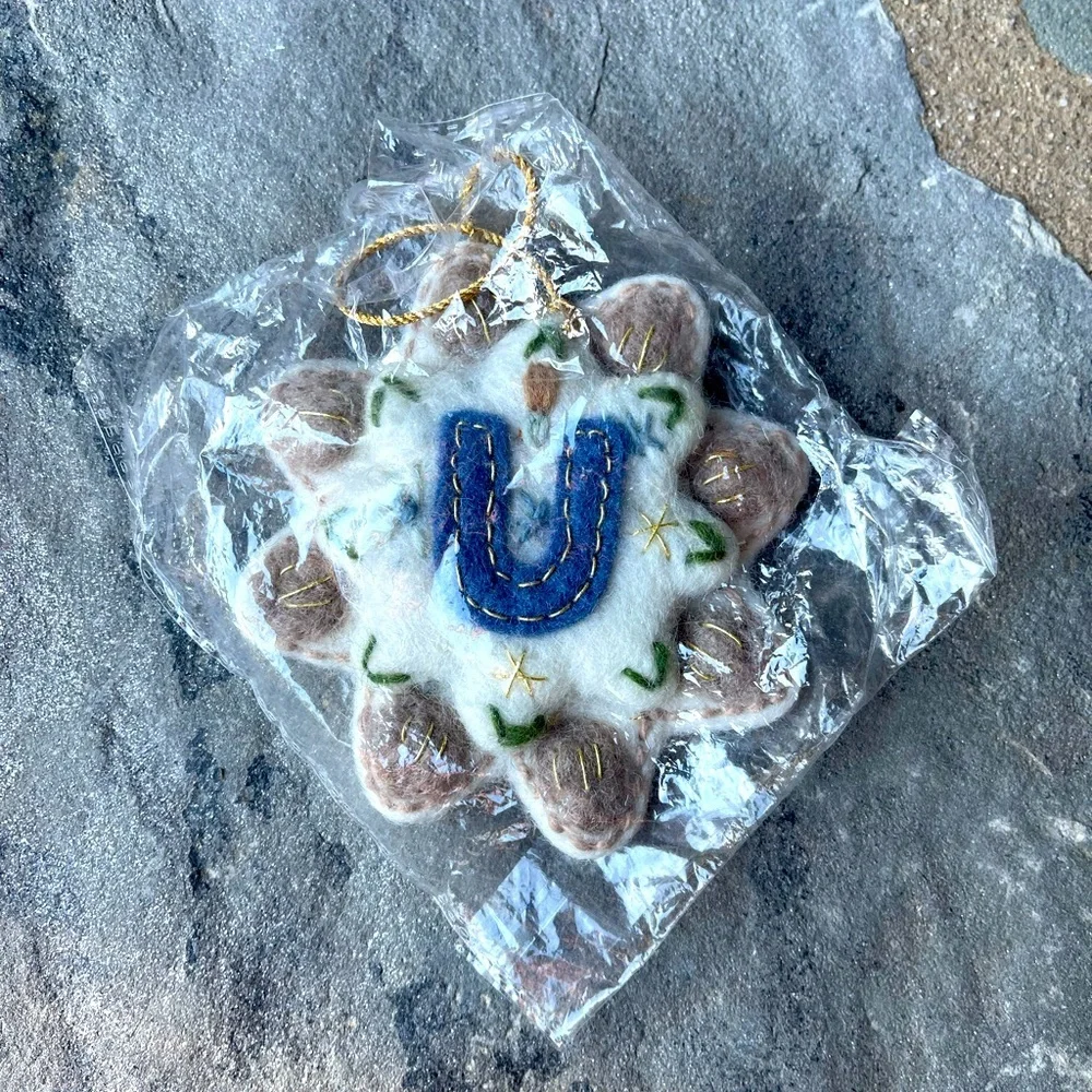 New🌟Anthropologie Monogram Unity Ornament Letter-U